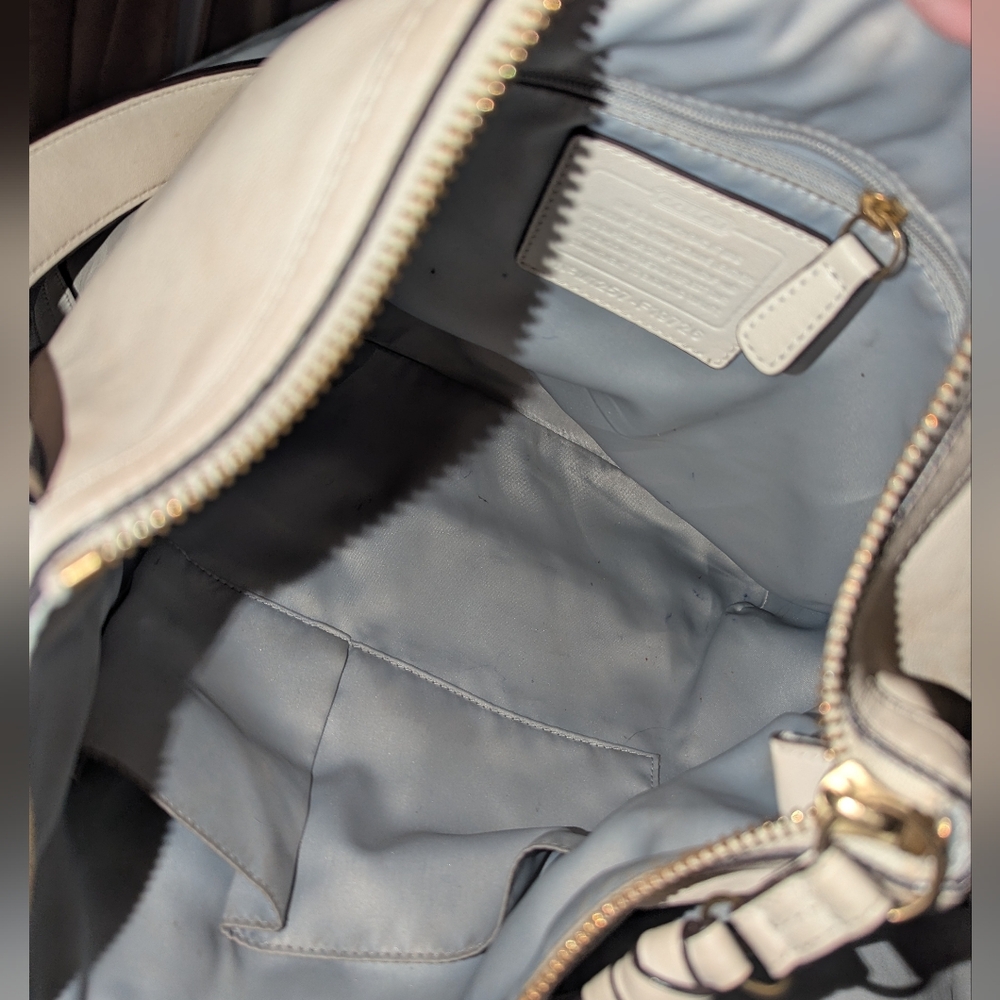 Coach Park Creamy White Shoulder Bag with Gold Accents.F19726 - Picture 9 of 13